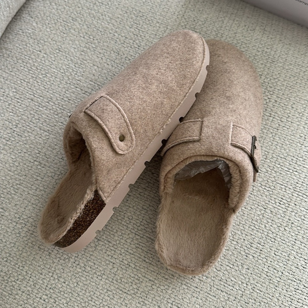 Women’s clogs - Picture 2 of 3